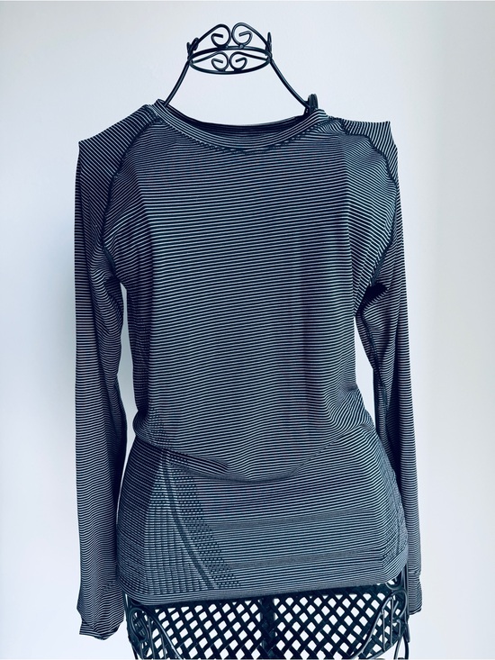 Athleta Tops - Athleta top